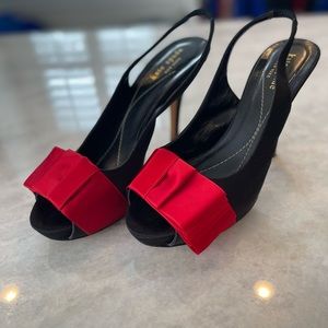 Comfortable satin shoes perfect for Christmas